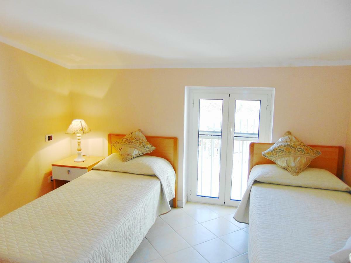 Villa Antonio Calderisi Vieste Eksteriør billede
